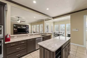 8217 Thornhill Dr, North Richland Hills, TX 76182 - Photo 13