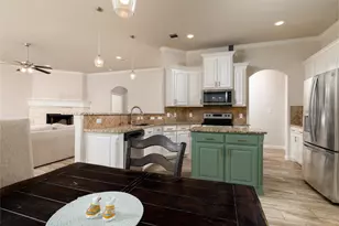 205 Harp Ave, Godley, TX 76044 - Photo 15