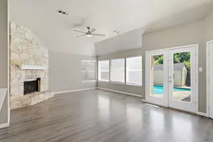 1237 Christopher Ln, Lewisville, TX 75077 - Photo 11