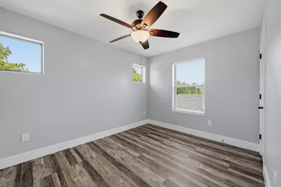 1315 S 5th Avenue, Denison, TX 75021 - Photo 17