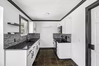 716 Heathcliff Drive, Everman, TX 76140 - Photo 5