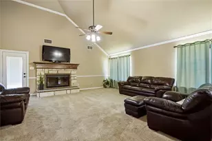 1389 Thomas Rd, Springtown, TX 76082 - Photo 5