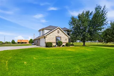 1389 Thomas Road, Springtown, TX 76082 - Photo 3