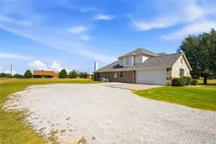 1389 Thomas Rd, Springtown, TX 76082 - Photo 27