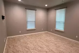 122 Katy St, Cleburne, TX 76031 - Photo 3