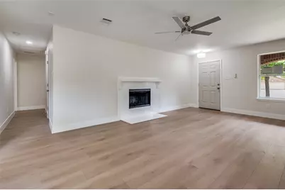 520 King Street, Cedar Hill, TX 75104 - Photo 5