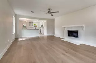 520 King St, Cedar Hill, TX 75104 - Photo 9