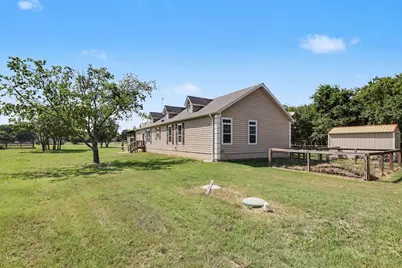 1135 Leo Andrews Road, Whitesboro, TX 76273 - Photo 5