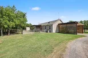 1135 Leo Andrews Rd, Whitesboro, TX 76273 - Photo 31
