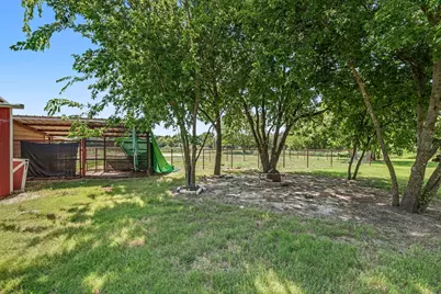 1135 Leo Andrews Road, Whitesboro, TX 76273 - Photo 33