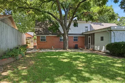 1301 Colonial Court, Arlington, TX 76013 - Photo 39