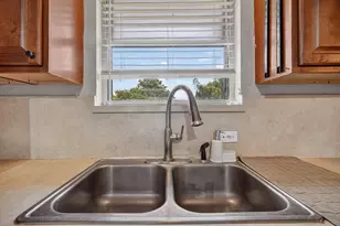 1029 S Bryan St, Mesquite, TX 75149 - Photo 11