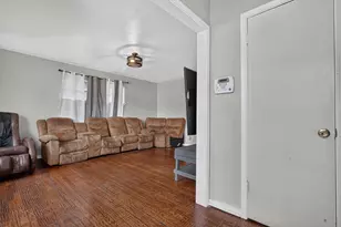 1029 S Bryan St, Mesquite, TX 75149 - Photo 7