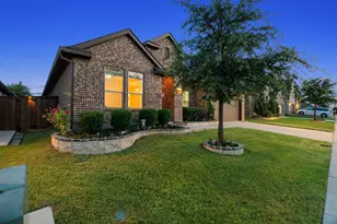 1833 Sebright Trl, Fort Worth, TX 76052 - Photo 5