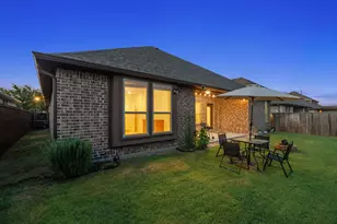 1833 Sebright Trl, Fort Worth, TX 76052 - Photo 29