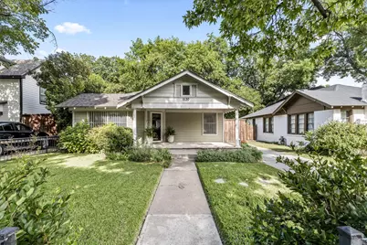 1130 S Montreal Avenue, Dallas, TX 75208 - Photo 1