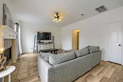 5016 Coral Creek Drive, Fort Worth, TX 76135 - Photo 11
