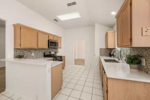 1137 Union Dr, Saginaw, TX 76131 - Photo 11