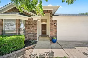 1137 Union Dr, Saginaw, TX 76131 - Photo 3