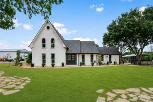 9867 Dripping Springs Rd, Denison, TX 75021 - Photo 3