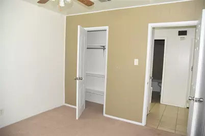 856 Renfro Drive, White Settlement, TX 76108 - Photo 17