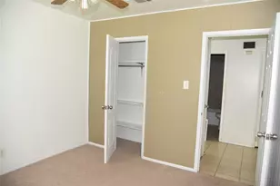 856 Renfro Dr, White Settlement, TX 76108 - Photo 17