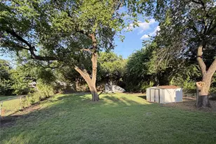 856 Renfro Dr, White Settlement, TX 76108 - Photo 3