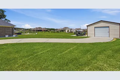 205 Lavender Court, Springtown, TX 76082 - Photo 33