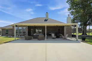 205 Lavender Ct, Springtown, TX 76082 - Photo 35