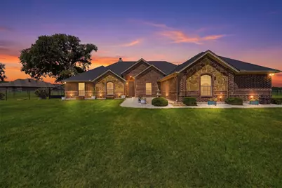 205 Lavender Court, Springtown, TX 76082 - Photo 9