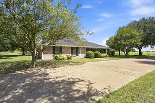 2000 Crisp Rd, Ennis, TX 75119 - Photo 5