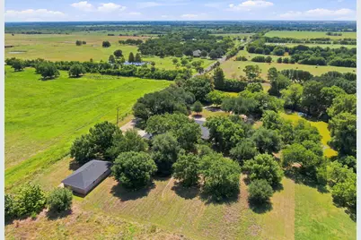 2000 Crisp Road, Ennis, TX 75119 - Photo 39