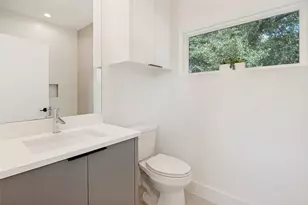 9915 Hurley Way, Dallas, TX 75220 - Photo 31