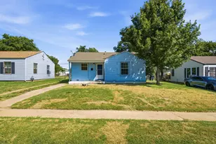 2529 Shropshire St, Fort Worth, TX 76105 - Photo 3