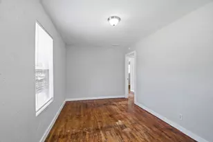 2529 Shropshire St, Fort Worth, TX 76105 - Photo 7