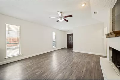 8902 Marilyn Drive, Frisco, TX 75033 - Photo 3