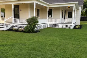 904 E Calhoun St, Rice, TX 75155 - Photo 1