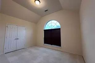 702 Carolyn T Hunt Dr, Cedar Hill, TX 75104 - Photo 17