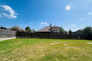 702 Carolyn T Hunt Dr, Cedar Hill, TX 75104 - Photo 21