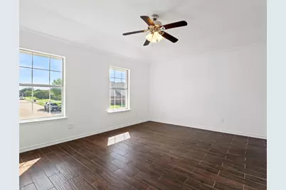 2922 Tree Line Road, Garland, TX 75040 - Photo 31
