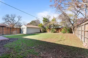 4131 Saranac Dr, Dallas, TX 75220 - Photo 21