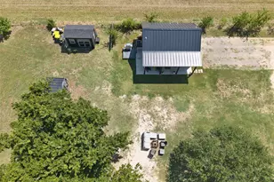 1521 County Rd 1107B, Cleburne, TX 76031 - Photo 27
