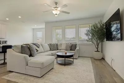 328 Ardsley Lane, Princeton, TX 75407 - Photo 5