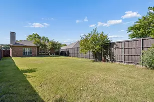 1833 Melton Dr, Carrollton, TX 75010 - Photo 29