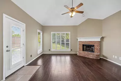 1833 Melton Drive, Carrollton, TX 75010 - Photo 15