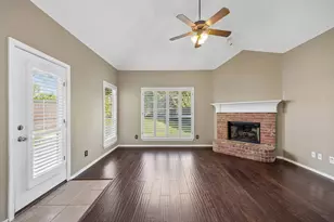1833 Melton Dr, Carrollton, TX 75010 - Photo 15