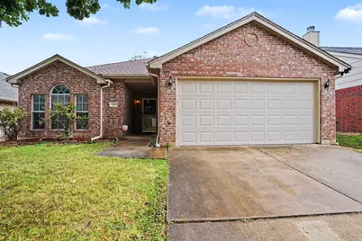 4310 Quail Field Drive, Arlington, TX 76001 - Photo 1