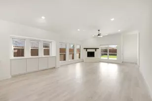 921 Ridgehurst Dr, Godley, TX 76044 - Photo 13