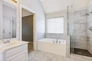 110 Falcon Creek Dr, McKinney, TX 75072 - Photo 11