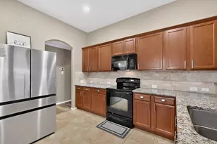 1336 Shelley Dr, Burleson, TX 76028 - Photo 11